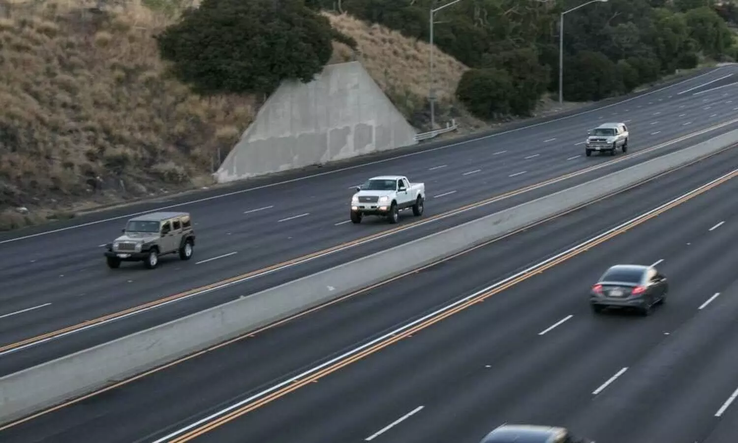 ഷാ​ർ​ജ​യി​ൽ ഒ​റ്റ​ദി​വ​സം ന​ട​ന്ന​ത് 317 അ​പ​ക​ട​ങ്ങ​ൾ