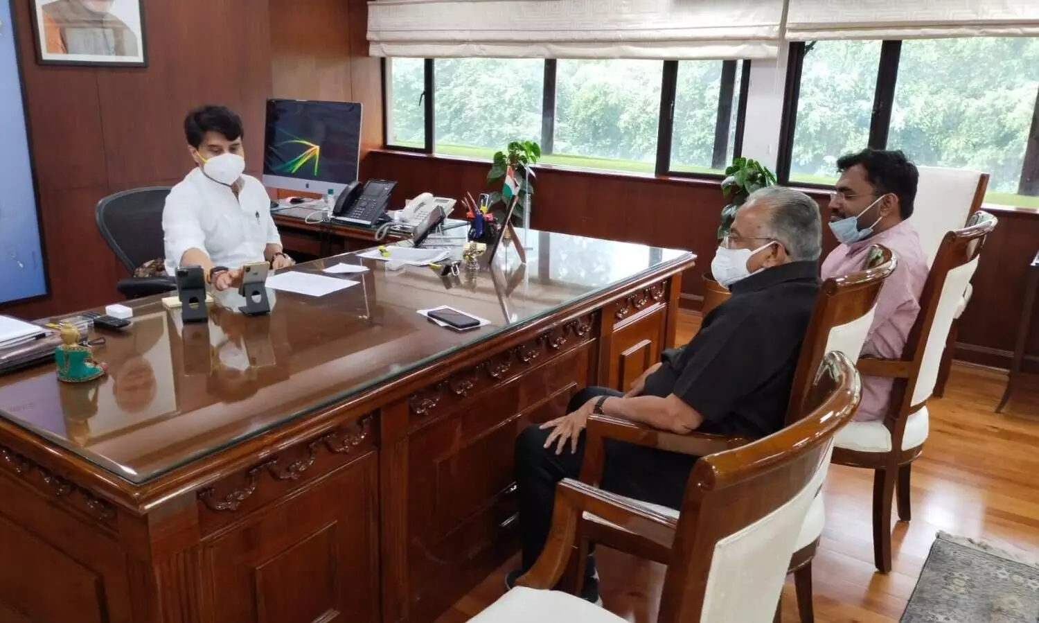 et muhammed basheer meets jyotiraditya scindia