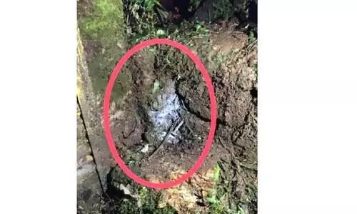 വെള്ളിയോട്ട്​ വീണ്ടും ബോംബേറ്