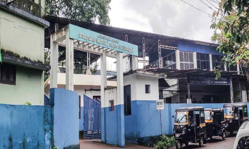 വികസനക്കുതിപ്പിൽ കരുവാരകുണ്ട് സാമൂഹിക ആരോഗ്യ കേന്ദ്രം; ഇനി വേണ്ടത് കിടത്തിചികിത്സ വികസനക്കുതിപ്പിൽ കരുവാരകുണ്ട് സാമൂഹിക ആരോഗ്യ കേന്ദ്രം; ഇനി വേണ്ടത് കിടത്തിചികിത്സ