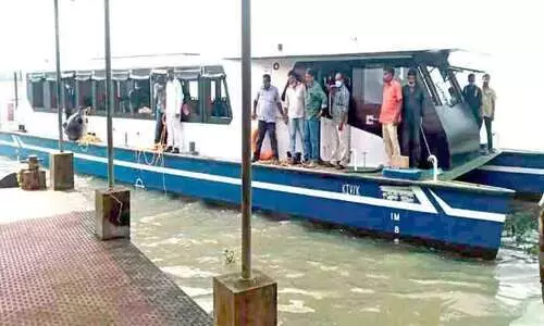 കറ്റമരൻ ബോട്ട് നാളെ നീറ്റിലിറങ്ങും;  ജ​ല ഗ​താ​ഗ​ത വ​കു​പ്പ് നി​ർ​മി​ച്ച​ ബോട്ടാണ്​
