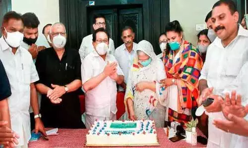 ആലുവ നഗരസഭയുടെ ശതാബ്​ദിയാഘോഷങ്ങൾക്ക് തുടക്കം