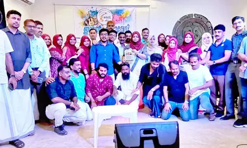 ഇ​ശ​ൽ ക​ലാ​വേ​ദി യാ​ത്ര​യ​യ​പ്പ് ന​ൽ​കി