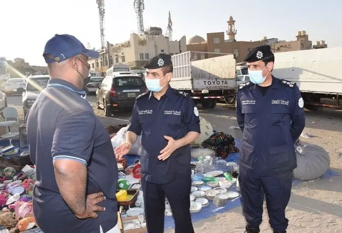ഫർവാനിയയുടെ വിവിധ ഭാഗങ്ങളിൽ റെയ്ഡ് ഫർവാനിയയുടെ വിവിധ ഭാഗങ്ങളിൽ റെയ്ഡ്