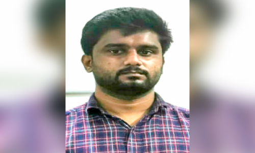 വില്ലേജ് ഓഫിസിലെ യൂസര്‍ ഐഡിയും പാസ്​വേഡും അടിച്ചുമാറ്റി ഭൂനികുതി അടച്ചു