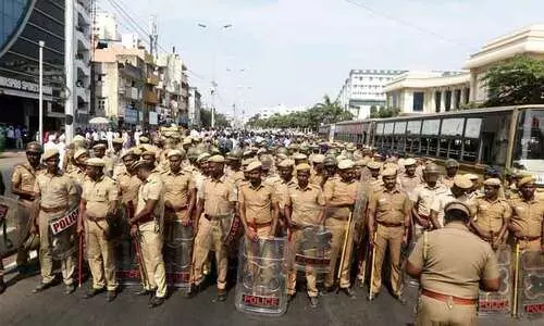 മൂന്നുദിവസത്തിനിടെ രണ്ട്​ ജാതിക്കൊലയടക്കം അഞ്ച്​ കൊലപാതകം; തിരുനൽവേലി പിരിമുറുക്കത്തിൽ, പൊലീസിനെ വ്യന്യസിച്ചു