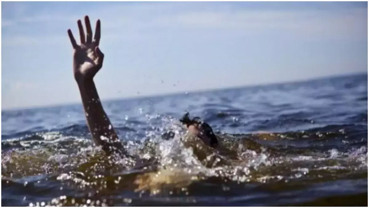 സഹോദരങ്ങളുടെ മുങ്ങിമരണം: കുവൈത്തിൽനിന്ന്​ മാതാവ്​ എത്തുന്നതും കാത്ത്​ ബന്ധുക്കൾ