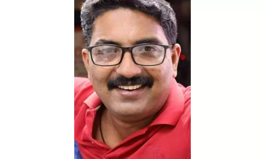 കരമനയാറ്റിൽ കുളിക്കാനിറങ്ങിയ യുവാവ് മുങ്ങിമരിച്ചു കരമനയാറ്റിൽ കുളിക്കാനിറങ്ങിയ യുവാവ് മുങ്ങിമരിച്ചു