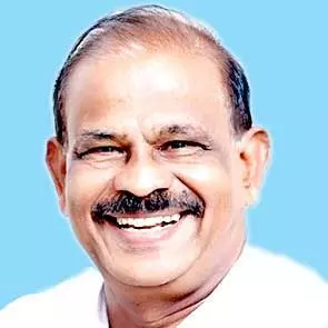 ബേ​ബി​ച്ച​ന്‍ മു​ക്കാ​ട​ന്‍ നി​ര്യാ​ത​നാ​യി