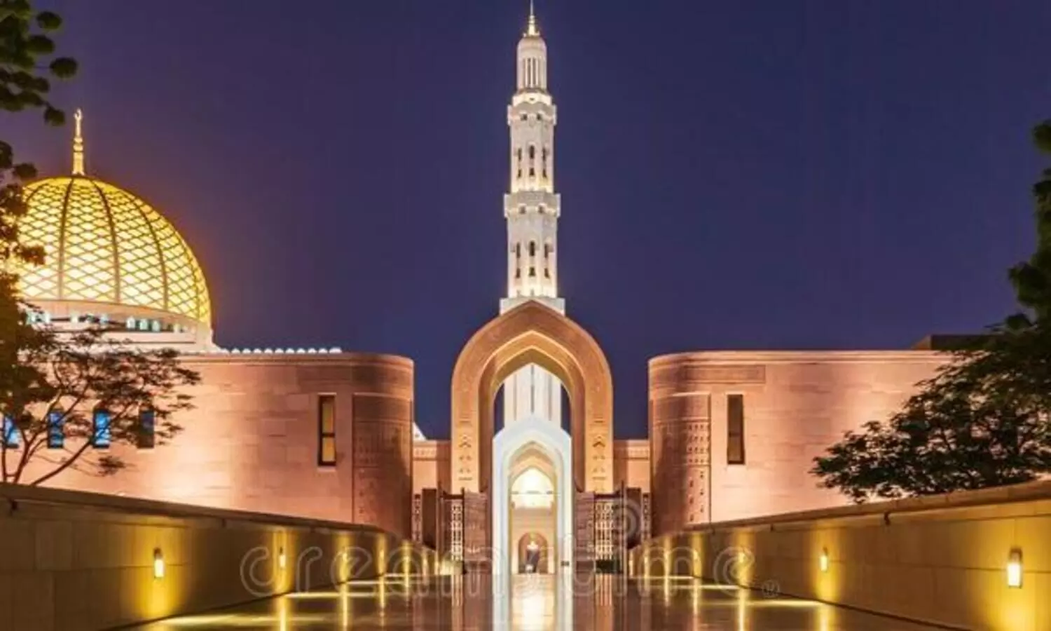 ഒമാനിലെ മസ്​ജിദുകളിൽ ജുമുഅ പുനരാരംഭിക്കാൻ അനുമതി; ഓൺലൈൻ പെർമിറ്റ്​ നിർബന്ധം