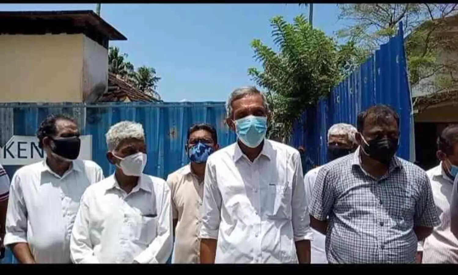 ജനവാസ മേഖലയിലെ സ്ക്രാപ്പ് ട്രീറ്റ്മെന്റ് പ്ലാൻറിനെതിരെ പ്രദേശവാസികൾ 