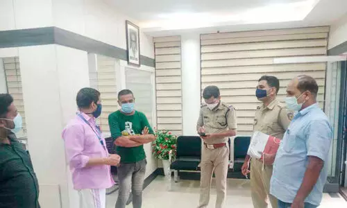 ബാങ്കിൽനിന്ന് കാണാതായ പണയ സ്വർണം തെളിവെടുപ്പിൽ കണ്ടെടുത്തു