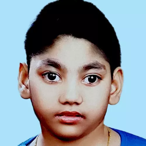 നി​ലാ​മ​ഹ​റി​ൻ ഷാ