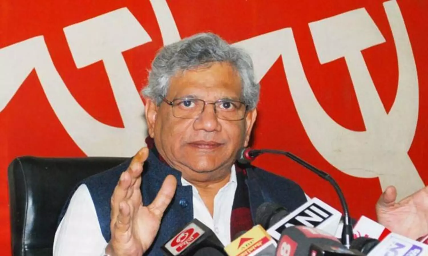 എല്ലാ ദിവസവും മോദിയുടെ ജന്മദിനമാണെന്ന് കരുതൂ, രണ്ടരക്കോടി ഡോസ് വാക്സിൻ നൽകൂ -യെച്ചൂരി