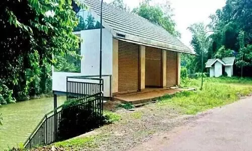 ക​ട​ലു​ണ്ടി​പ്പു​ഴ​യി​ലെ ഇ​ക്കോ പാ​ർ​ക്ക്​​ ഉ​ദ്ഘാ​ട​ന​ത്തി​ന് മു​െ​മ്പ ഇ​ടി​ഞ്ഞു; ഒ​ഴു​കി​പ്പോ​യ​ത്​ 30 ല​ക്ഷം രൂ​പ