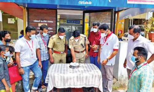 സ്നേഹസദ്യ ഒരുക്കി 250 ദിനങ്ങൾ പൂർത്തിയാക്കി