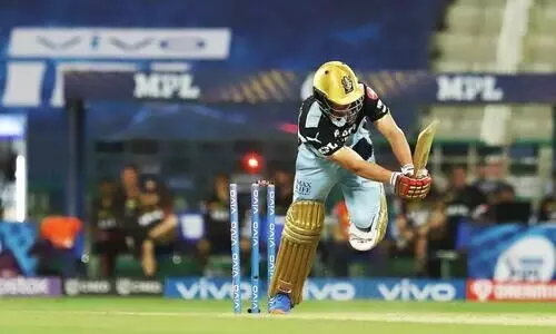 എറിഞ്ഞുതകർത്ത്​ കൊൽക്കത്ത; നനഞ്ഞ പടക്കമായി ബാംഗ്ലൂർ