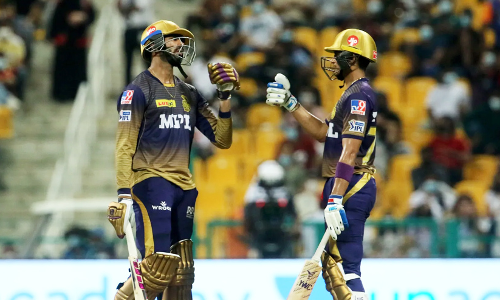 എല്ലാം പെ​​​ട്ടെന്നായിരുന്നു ; ബാംഗ്ലൂരിനെ നാണം കെടുത്തി കൊൽക്കത്ത