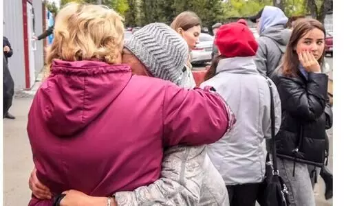 റ​​​ഷ്യ​​​യിൽ യൂ​​​നി​​​വേ​​​ഴ്​​​​സി​​​റ്റി​​​യി​​​ൽ വി​​​ദ്യാ​​​ർ​​​ഥി​​​യു​​​ടെ വെ​​​ടി​​​വെ​​​പ്പ്​; ആ​റു മ​​​ര​​​ണം, 24 പേ​​​ർ​​​ക്ക്​ പ​​​രി​​​ക്ക്​