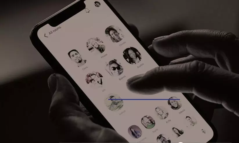 ക്ലബ് ഹൗസിൽ ഷാഡോ പൊലീസ് നിരീക്ഷണം; ഭിന്നിപ്പും സ്പർധയും വളർത്തിയാൽ കർശന നടപടിയെന്ന് ക്ലബ് ഹൗസിൽ ഷാഡോ പൊലീസ് നിരീക്ഷണം; ഭിന്നിപ്പും സ്പർധയും വളർത്തിയാൽ കർശന നടപടിയെന്ന്