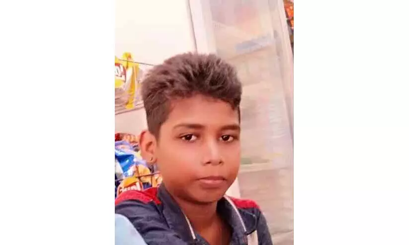 ഒമ്പതാംക്ലാസ് വിദ്യാര്ഥിയെ തൂങ്ങിമരിച്ച നിലയില് കണ്ടെത്തി ഒമ്പതാംക്ലാസ് വിദ്യാര്ഥിയെ തൂങ്ങിമരിച്ച നിലയില് കണ്ടെത്തി