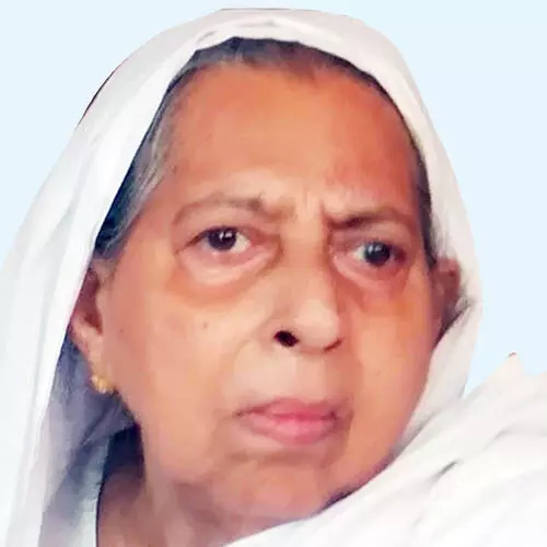 ന​ഫീ​സ​ത്ത് ബീ​വി