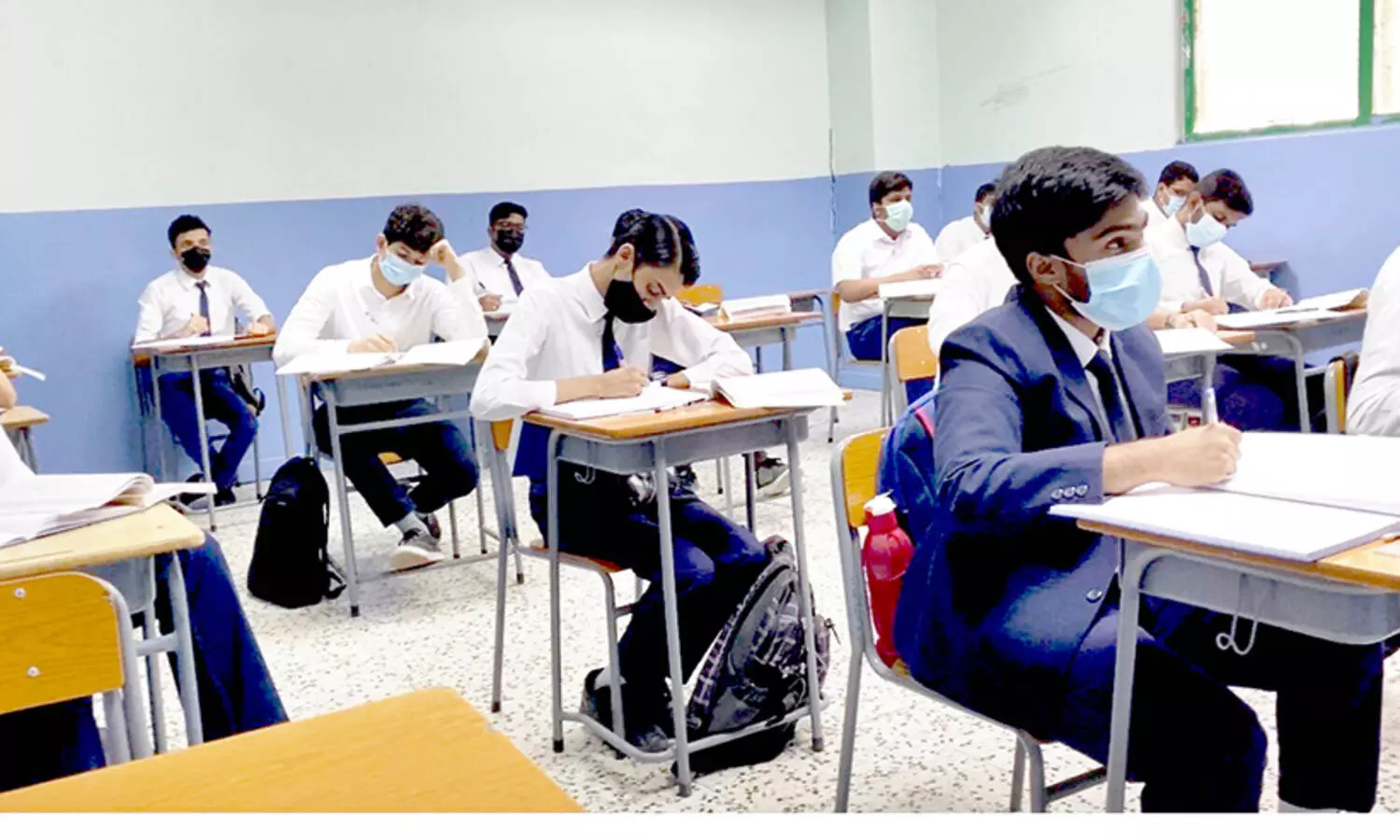 18 മാ​സ​ങ്ങ​ളു​ടെ ഇ​ട​വേ​ള: കാ​ത്തി​രി​പ്പു​ക​ൾ​ക്കൊ​ടു​വി​ൽ ദ​മ്മാം ഇ​ന്ത്യ​ൻ സ്കൂ​ളി​ലേ​ക്ക്​ കു​ട്ടി​ക​ളെ​ത്തി