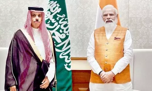 സൗ​ദി വി​ദേ​ശ​കാ​ര്യ​മ​ന്ത്രി പ്ര​ധാ​ന​മ​ന്ത്രി ന​രേ​ന്ദ്ര മോ​ദി​യു​മാ​യി കൂ​ടി​ക്കാ​ഴ്​​ച ന​ട​ത്തി