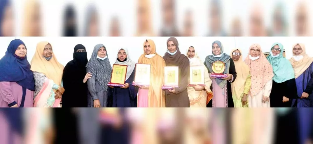 തംഹീദുൽ മർഅ റാങ്ക് ജേതാക്കൾക്ക് അനുമോദനം