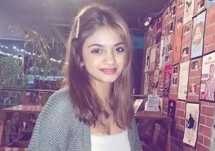 Iswari Deshpande Iswari Deshpande