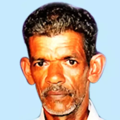 ച​ന്ദ്ര​മോ​ഹ​ന​ൻ