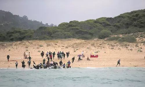 സ്‌പെയിന്‍ തീരത്ത് കുട്ടിയടക്കം എട്ടു കുടിയേറ്റക്കാരുടെ മൃതദേഹം കണ്ടെത്തി