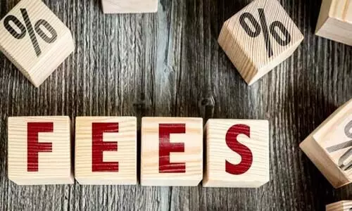 പ​ട്ടി​ക​വ​ർ​ഗ വ​കു​പ്പി​െൻറ അ​നാ​സ്ഥ പ്ര​വേ​ശ​ന ഫീ​സ്​ അ​ട​ക്കാ​ൻ വ​ഴി​യി​ല്ല; ആ​ദി​വാ​സി​ക​ൾ ബി​രു​ദ​പ​ഠ​ന​ത്തി​ന് പു​റ​ത്ത്