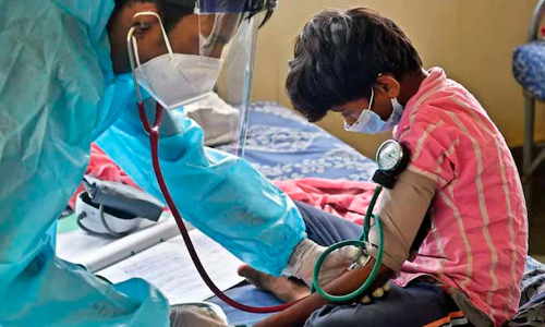 മൂവാറ്റുപുഴ മേഖലയിൽ വൈറൽ പനി പടരുന്നു; തിങ്കളാഴ്ച മാത്രം ചികിത്സതേടിയത്​ 300 പേർ