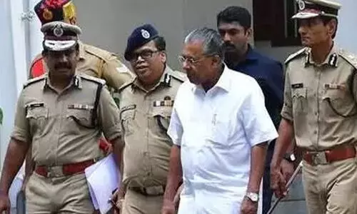 തീവ്രവാദത്തിലേക്ക്​ വഴിതെറ്റാതിരിക്കാൻ മഹല്ല് ഭാരവാഹികളെ ഉൾപ്പെടുത്തി കൗണ്ടർ റാഡിക്കലൈസേഷൻ പുനരാരംഭിക്കും -മുഖ്യമന്ത്രി