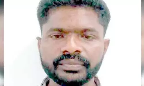 ബ​സി​ൽ യു​വ​തി​യെ പീ​ഡി​പ്പി​ക്കാ​ൻ ശ്ര​മി​ച്ച​യാ​ൾ അ​റ​സ്‌​റ്റി​ൽ