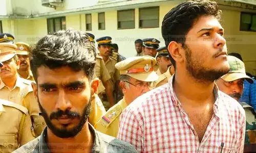 താഹയിൽനിന്ന്​ തന്നെ വേർതിരിച്ചു​ കണ്ടത്​ ന്യായമെന്ന്​ അലൻ; കാരണങ്ങൾ അക്കമിട്ട്​ നിരത്തി അഭിഭാഷകൻ