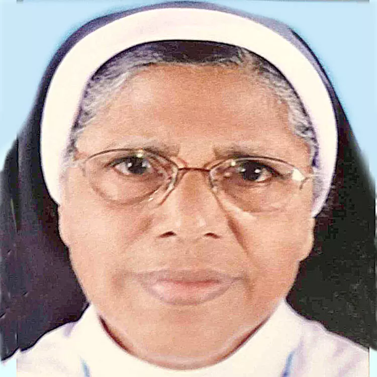 സി​സ്​​റ്റ​ർ ആ​ഞ്ച​ല​സ് പെ​രു​മ്പ്ര​യി​ൽ