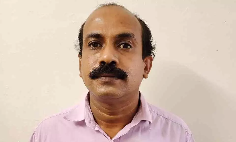 വാട്സ്അപ്പ് ഗ്രൂപ്പിൽ അശ്ലീല ചിത്രം പോസ്റ്റ് ചെയ്തയാൾ അറസ്റ്റിൽ വാട്സ്അപ്പ് ഗ്രൂപ്പിൽ അശ്ലീല ചിത്രം പോസ്റ്റ് ചെയ്തയാൾ അറസ്റ്റിൽ