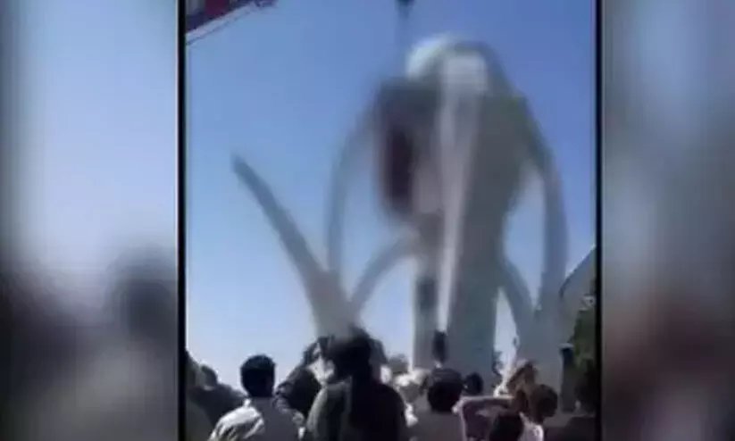 മൃതദേഹം നഗരമധ്യത്തിൽ കെട്ടിത്തൂക്കി താലിബാൻ