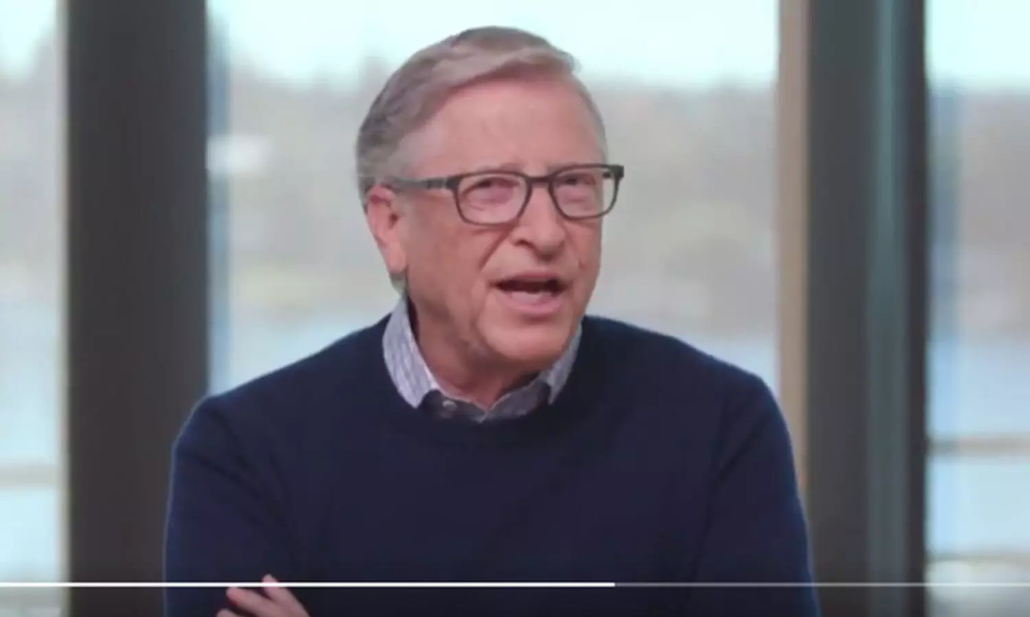 അഭിനിവേശം ബഹിരാകാശത്തോടല്ല, മലേറിയയോടും  എച്ച്.ഐ.വിയോടും - മസ്​കിനെയും ബെസോസിനെയും കൊട്ടി ബിൽ ഗേറ്റ്​സ്​