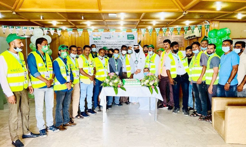 മ​ദീ​ന കെ.​എം.​സി.​സി ര​ക്ത​ദാ​ന ക്യാ​മ്പ്​