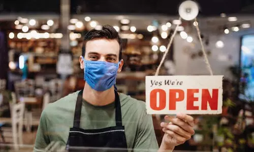 സംസ്ഥാനത്ത്​ കോവിഡ്​ നിയന്ത്രണങ്ങളിൽ കൂടുതൽ ഇളവുകൾ; ഹോട്ടലുകളിൽ ഇരുന്ന്​  ഭക്ഷണം​ കഴിക്കാം