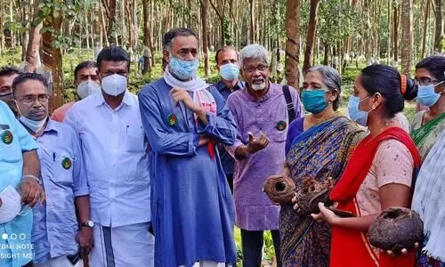 മലയോര കര്‍ഷകരുടെ പ്രശ്‌നങ്ങളില്‍ ഇടപെടാന്‍ സര്‍ക്കാര്‍ തയ്യാറാകണം: യോഗേന്ദ്ര യാദവ്