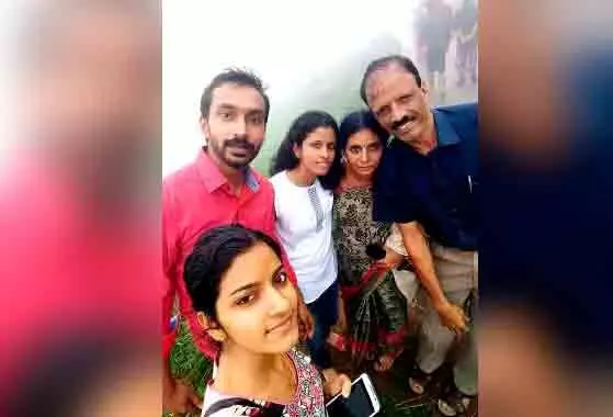 ദേവിയുടെ പരിശ്രമം വിജയംകണ്ടു; കൈപിടിയിലൊതുക്കി സിവിൽ സർവിസ് ദേവിയുടെ പരിശ്രമം വിജയംകണ്ടു; കൈപിടിയിലൊതുക്കി സിവിൽ സർവിസ്