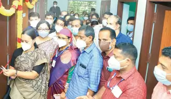 പത്തനംതിട്ട ഗവ. ആയുര്വേദ ഡിസ്പെന്സറിയില് ഇന്ഫെര്ട്ടിലിറ്റി ക്ലിനിക് തുറന്നു പത്തനംതിട്ട ഗവ. ആയുര്വേദ ഡിസ്പെന്സറിയില് ഇന്ഫെര്ട്ടിലിറ്റി ക്ലിനിക് തുറന്നു