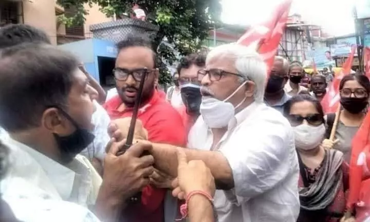 മമത ബാനർജിക്ക്​ പേടി; തങ്ങളുടെ സ്ഥാനാർഥിയെ പ്രചാരണത്തിൽ നിന്നും പൊലീസ്​ തടഞ്ഞെന്ന്​ സി.പി.എം