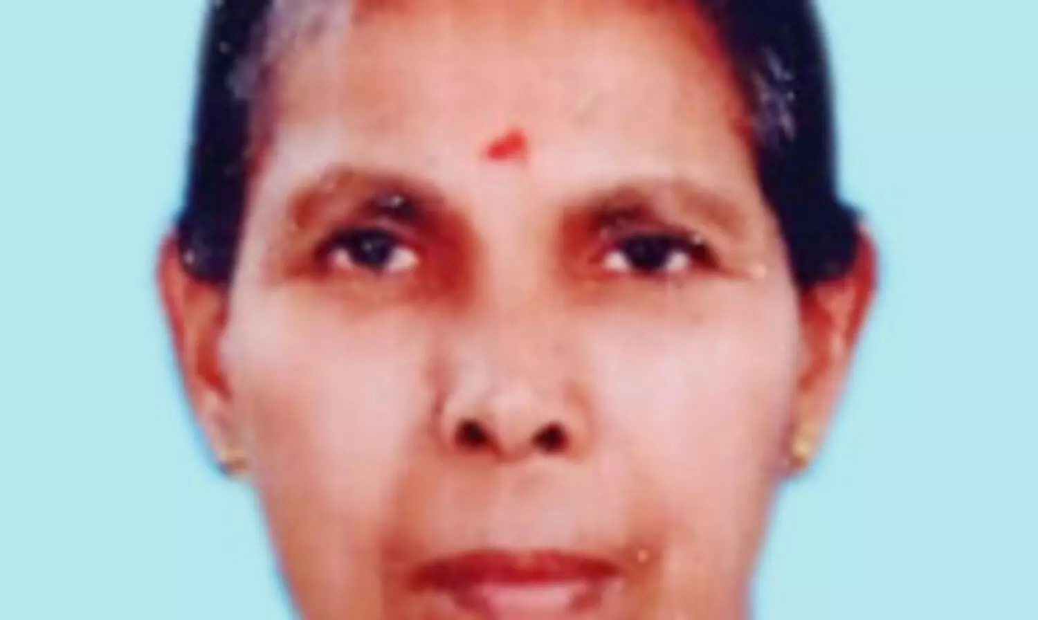 വാ​ഹ​നാ​പ​ക​ട​ത്തി​ൽ പ​രി​ക്കേ​റ്റ   വീ​ട്ട​മ്മ മ​രി​ച്ചു