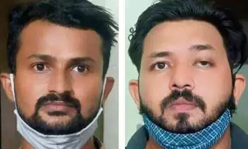 മൂന്നു ലക്ഷം രൂപയുടെ പുകയില ഉല്‍പന്നങ്ങളുമായി രണ്ടുപേര്‍ പിടിയിൽ