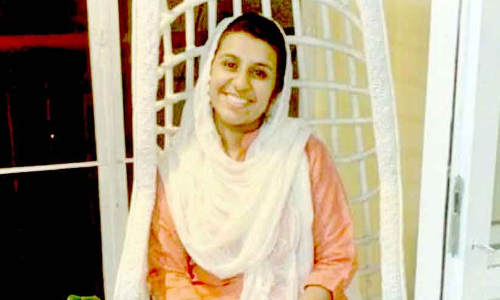 ദ​മ്മാം ഇ​ന്ത്യ​ൻ സ്കൂ​ളി​ന് അ​ഭി​മാ​നം:    ദീ​ന ദ​സ്​​ത​ഗീ​റി​ന് സി​വി​ൽ സ​ർ​വി​സ് പ​രീ​ക്ഷ​യി​ൽ 63ാം റാ​ങ്ക്